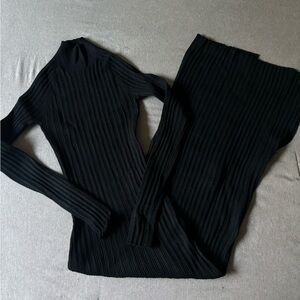 Aritzia Wilfred Black Knit Body Con Long Sleeve Mock Neck Maxi Dress